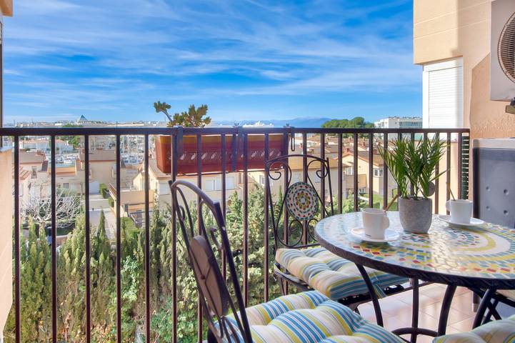 Ferienwohnung für 4 Personen, mit Seeblick und Terrasse sowie Pool in Roses - 2