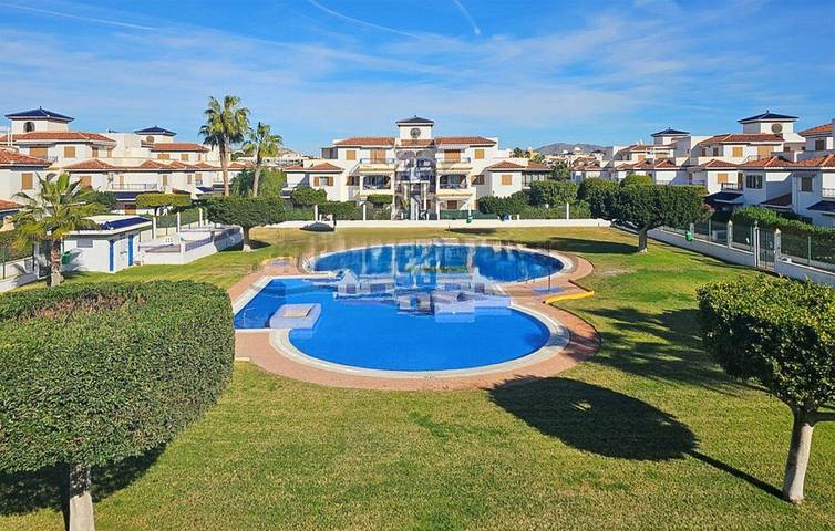 Holiday apartment for 4 people, with terrace and pool in Vera