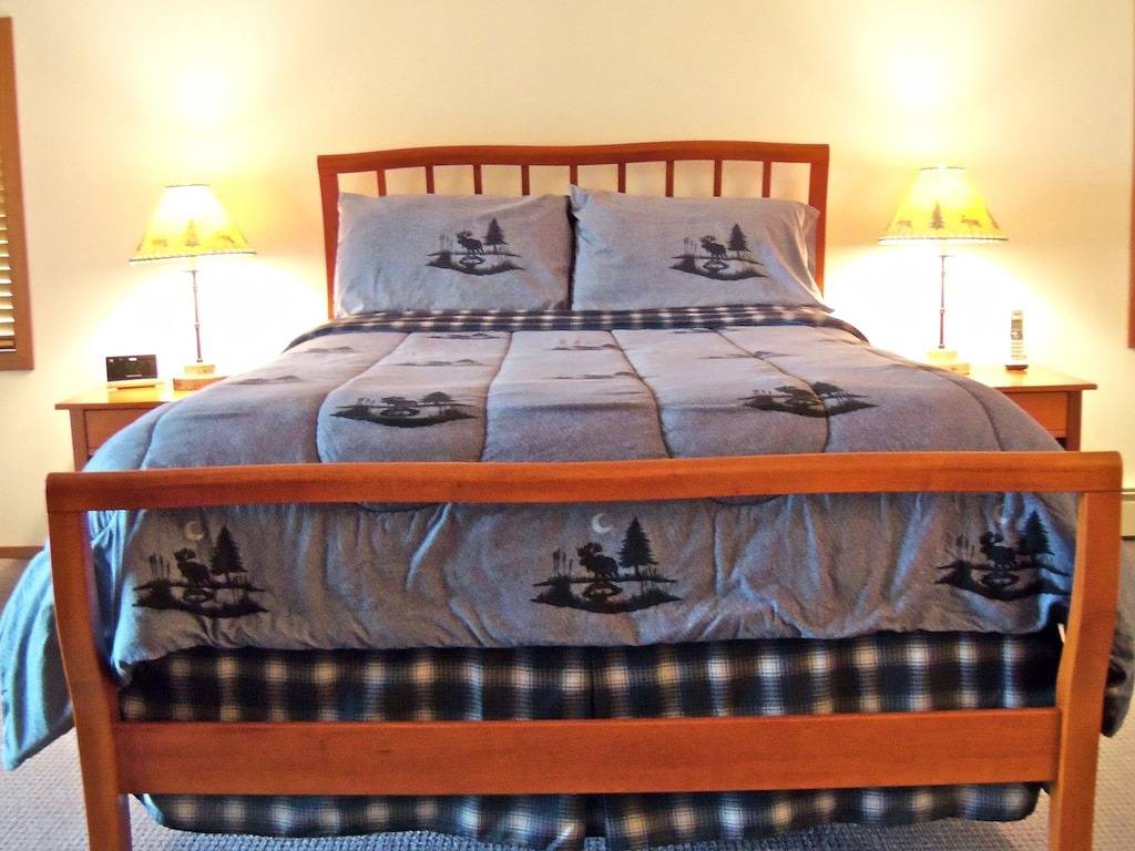 Moosehead Hideaway (custom-built, am Wasseer, am See Moosehead) in Greenville (ME), Moosehead Lake