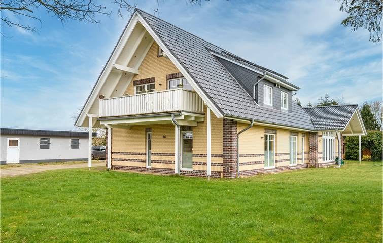 Ferienwohnung für 4 Personen, mit Terrasse und Garten in Langenhorn - 2