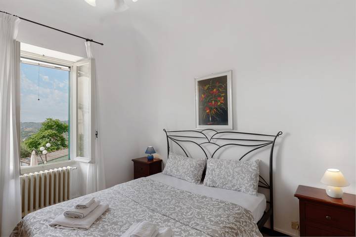 Ferienwohnung für 2 Personen, mit Garten und Kinderpool, mit Haustier in Imperia