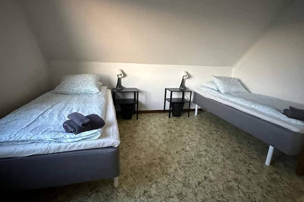 For Workers • 12 Beds - Volvo - Parking lot - All-inclusive in Göteborg, Västergötland