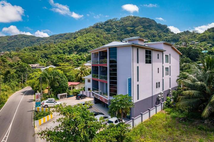 Gîte pour 2 personnes, avec vue et balcon dans Beau Vallon - 3