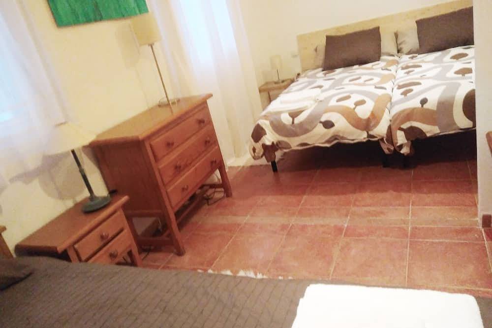 Casa junto a Itálica in Santiponce, Provincia de Sevilla