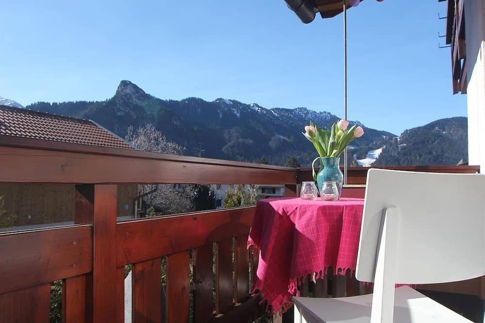 Ganze Wohnung, Ferienwohnung Dobi - Ferienwohnung in Oberammergau, Bayerische Alpen
