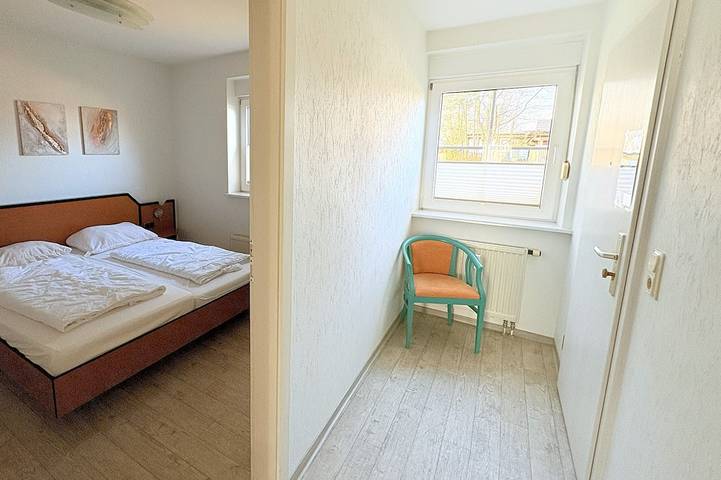 Ganze Wohnung, Ferienwohnung 50 – Familienfreundlich, Haustiere erlaubt, mit Terrasse und Wlan in Buschvitz, Bergen auf Rügen und Umgebung