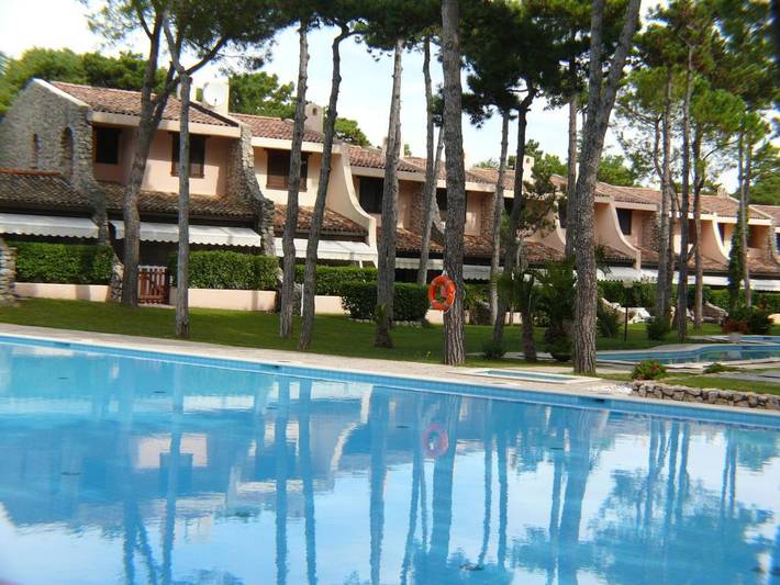 Casa vacanza per 4 persone, con terrazza e giardino nonché piscina e panorama in Lignano Sabbiadoro