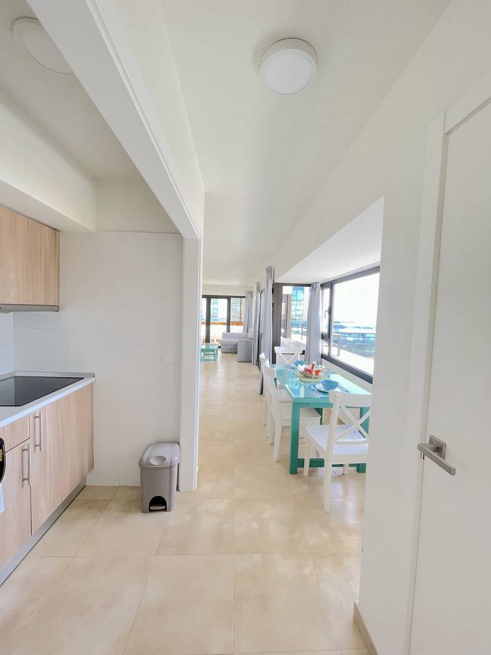 Apartamento de vacaciones para 3 personas, con vistas al mar y balcón - 1