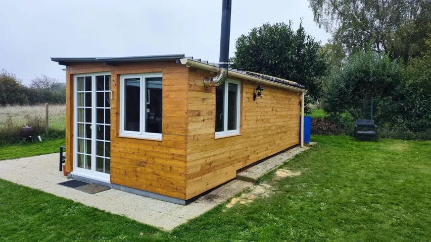 Casa rural para 4 personas, con jardín además de vistas al lago y terraza, Familias con niños - 1