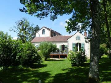 Chambre d’hôte pour 2 personnes, avec vue et terrasse ainsi que sauna et jardin à Marigny-le-Cahouët