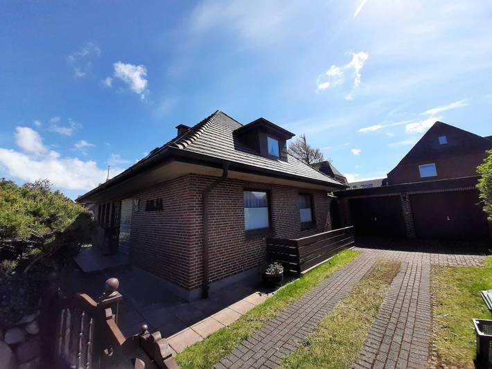 Ganze Ferienwohnung, Haus Anja (Heinsen) - 3-Zimmerwohnung Nr. 2 (oben) in Westerland, Sylt (Gemeinde)