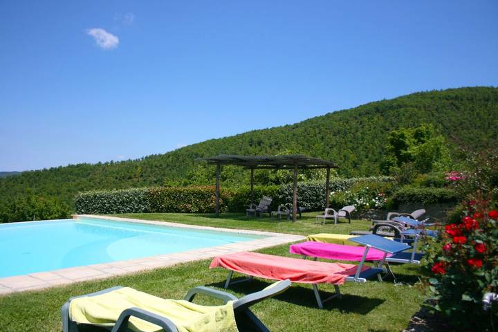 Location de vacances pour 16 personnes, avec vue sur le lac ainsi que piscine et jardin à Arezzo - 4