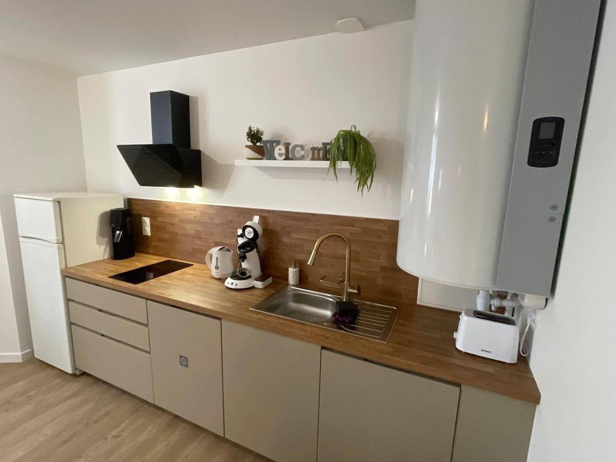 Appartement entier, Two-Bedroom Apartment in Montoire-sur-le-Loir, Vallée de la Loire