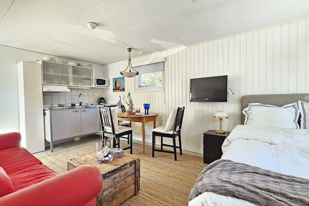 Charmantes Ferienhaus am Meer in Ellös | in Ellös, Orust