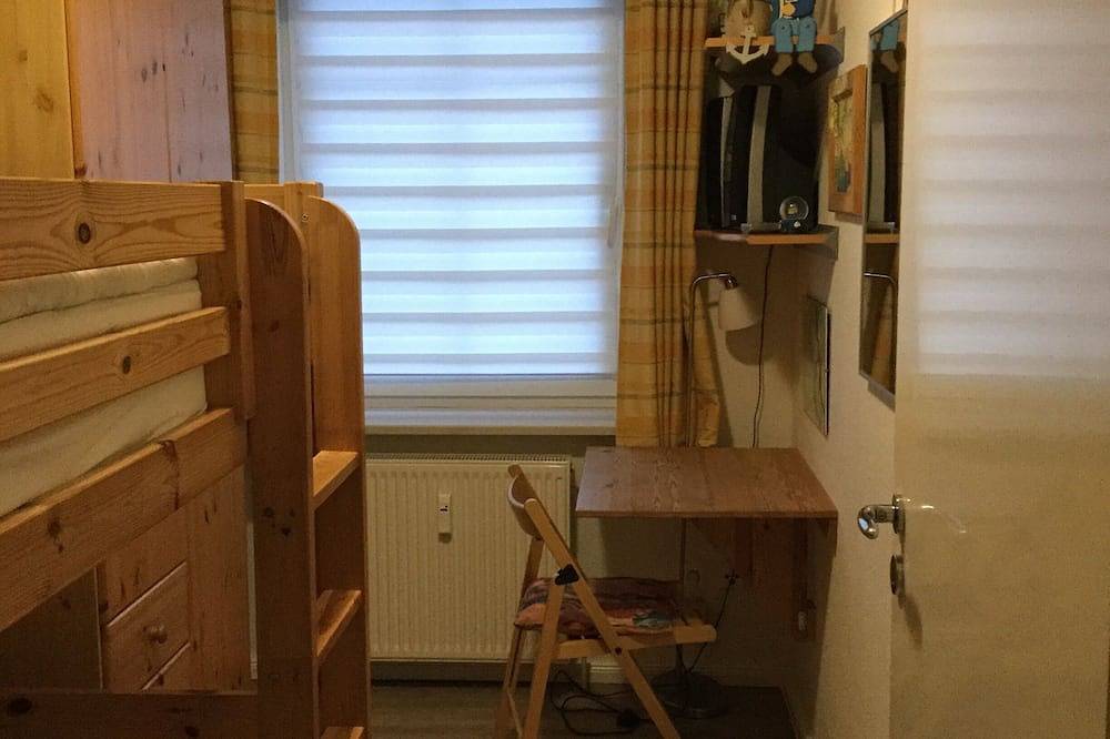 Ganze Wohnung, Komfortabel Wohnung für vier Personen. Smart Tv und Wlan inclusive. in Tarnewitz, Boltenhagen