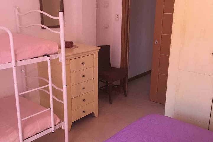 Gîte pour 3 personnes, avec balcon à Cabras - 2