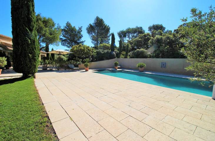 Location de vacances pour 6 personnes, avec terrasse ainsi que piscine et jardin à Cavaillon - 2