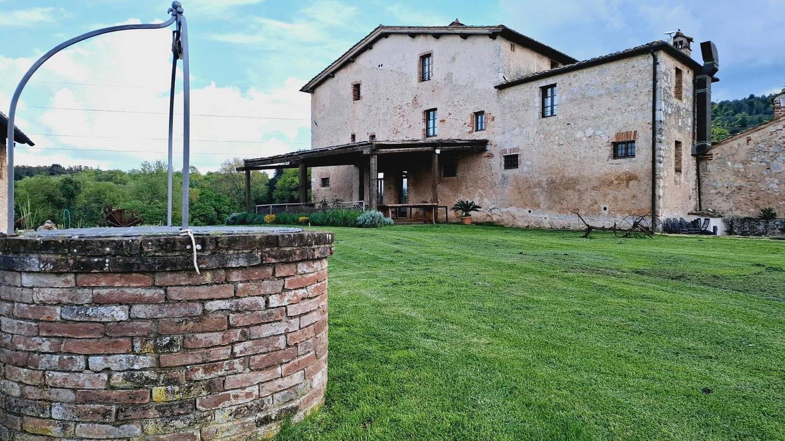 Room 'Castagno' – Agriturismo la Taverna di Celsa with Shared Pool in Sovicille, Chianti