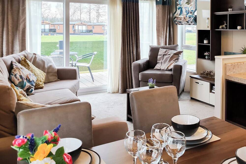2 Schlafzimmer Unterkunft in Forfar in Angus