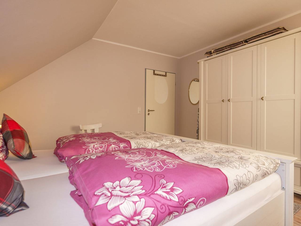Ganze Ferienwohnung, 202 Metz - 202 Fewo Metz mit Balkon in Wilhelmshaven, Metropolregion Bremen-Oldenburg