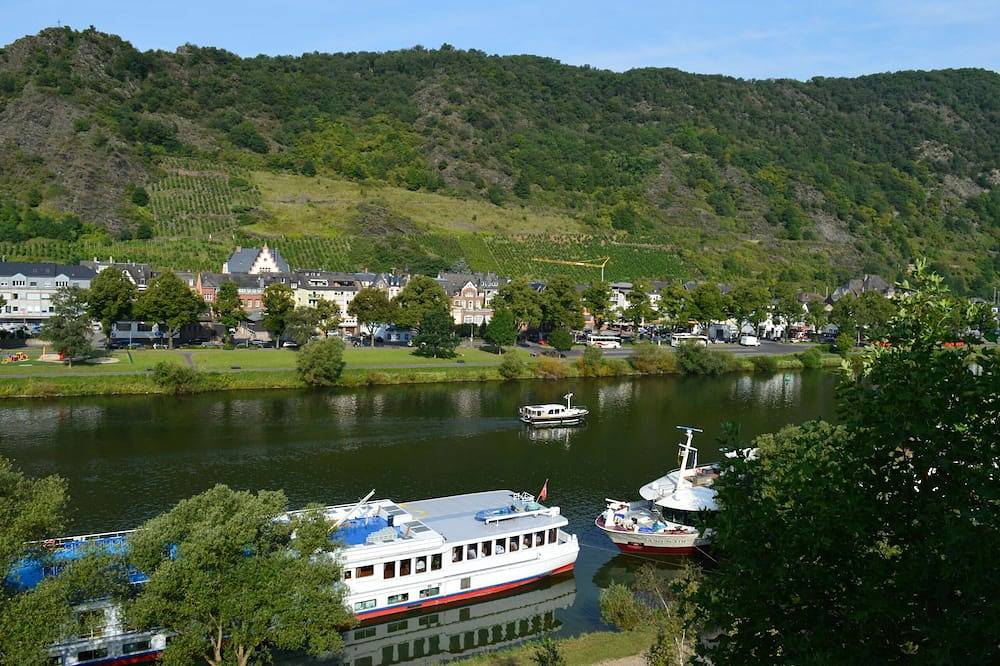 Apartamento entero, Estudio-Dornfelder-Vista al rio-Baño en la habitacion in Cond, Cochem