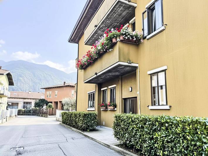 Appartamento per 4 persone, con balcone a Dervio