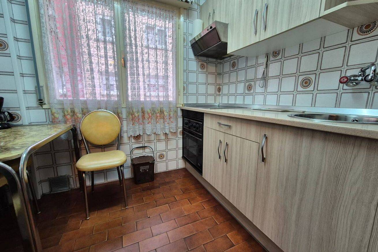 Entire apartment, 209A Apartment Bedriñana in Villaviciosa, Costa Verde (Spain)