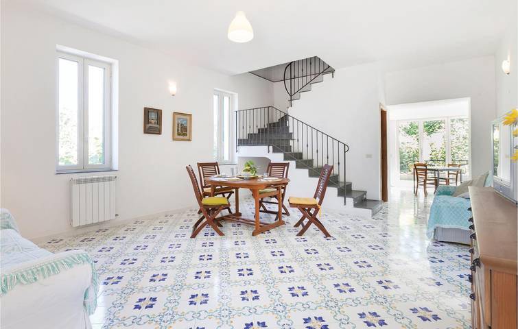 Location de vacances pour 4 personnes, avec jardin et terrasse à Sorrento - 3