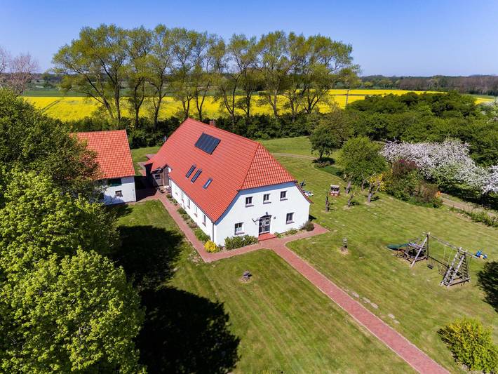 Ganze Ferienwohnung, Holsteinhaus-Zirmoisel: Ruhe u. Natur, Sauna/Danarium - Holsteinhaus-Zirmoisel in Rappin, Rügen
