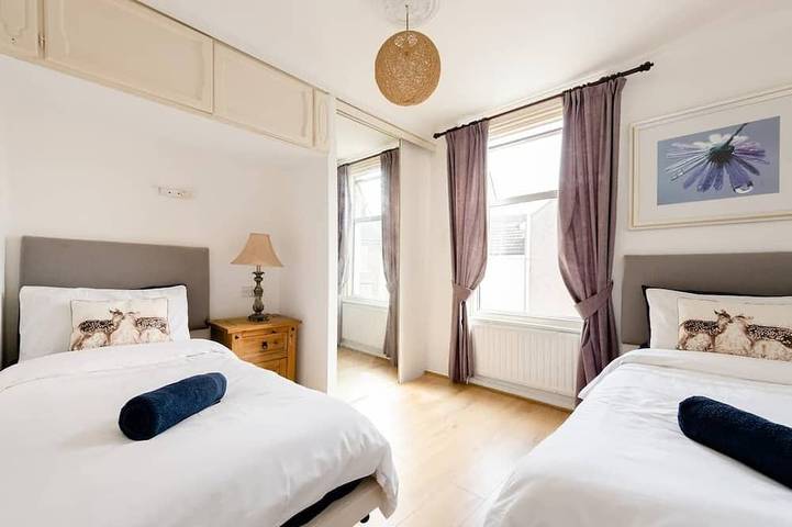 Newly Refurbished Spacious Victorian House in Dartford, Kent
