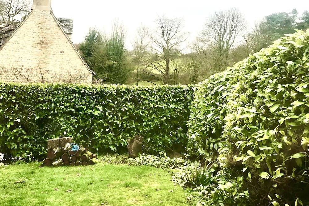 Apartamento entero, Hermoso estudio recientemente convertido en el idílico pueblo de Cotswold. in Gloucestershire