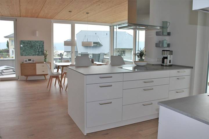Ferienwohnung für 4 Personen, mit Balkon und Seeblick sowie Ausblick in Ueberlinger see - 4