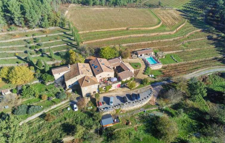 Acogedor apartamento de 1 dormitorio con piscina y jardín cerca del río La Beaume in Vernon, Parc naturel régional des Monts d'Ardèche