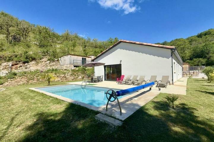 Location de vacances pour 8 personnes à Laroque-des-Arcs