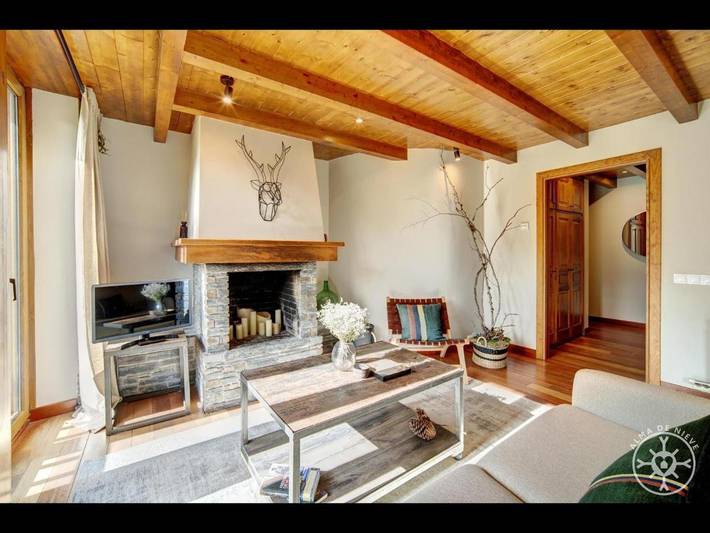 Gîte pour 6 personnes, avec Balcon et Vue dans Salardú - 3