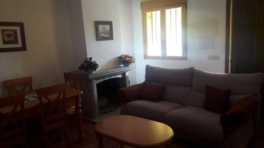 Country House 'Casa Rural Los Portalillos I' with Mountain View in Navatalgordo, Valle del Alberche