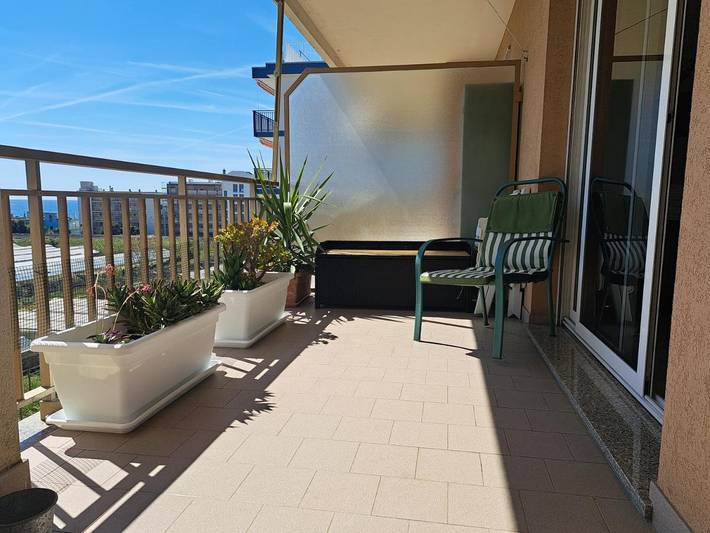 Gîte pour 6 personnes, avec Balcon ainsi que Terrasse et Vue à Vallecrosia - 4