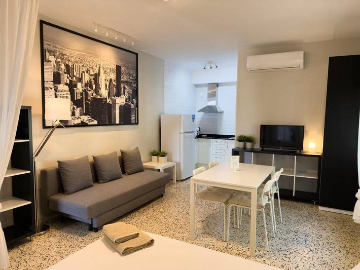 Gîte pour 2 personnes, avec piscine ainsi que vue et jardin à Caspe - 3