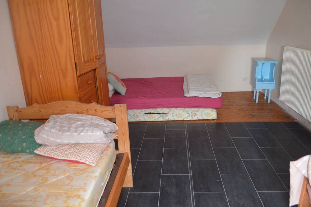 Appartement entier, Duplex sur 2 étages 2 chambres ,  à 5mn à pieds de port Guillaume. in Dives-sur-Mer, Région de Lisieux