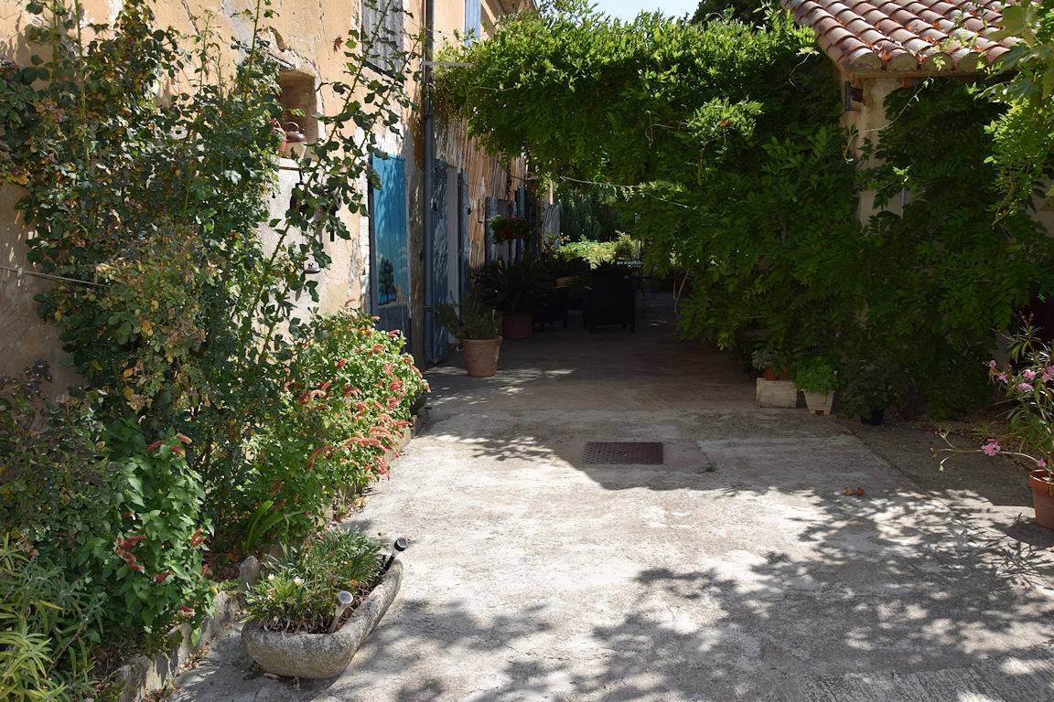 Gîte pour 2 personnes avec jardin in Cavaillon, Parc naturel régional du Luberon