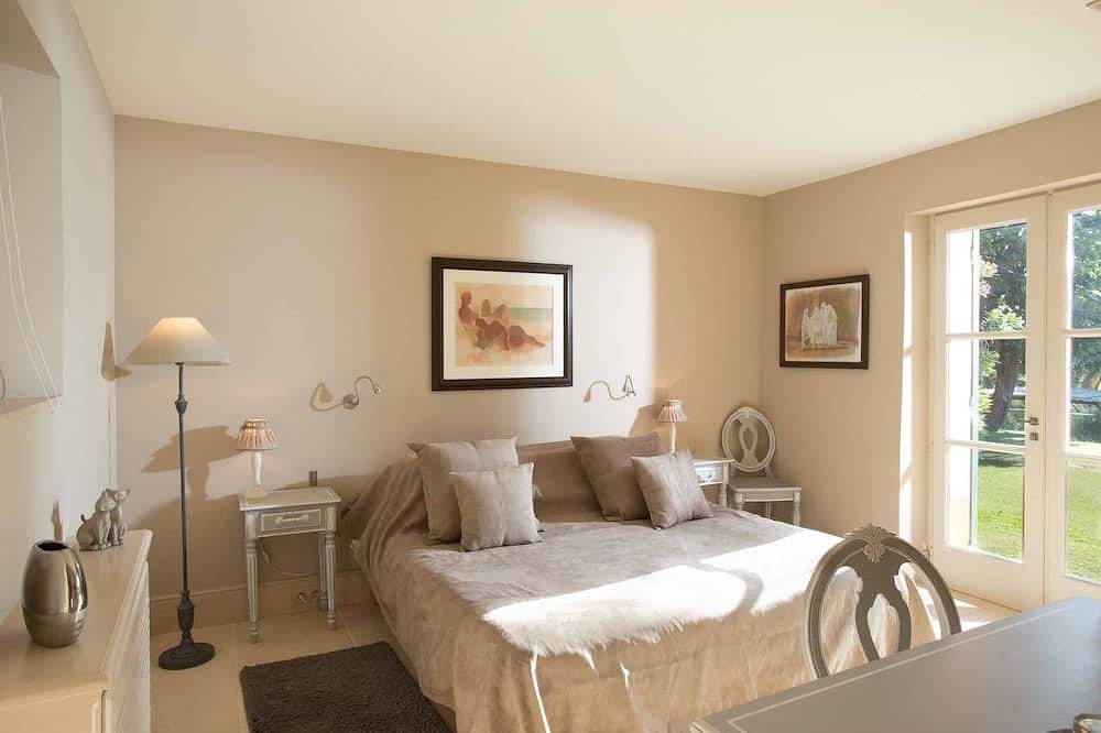 Magnificent ancient farm that has been reformed. Exceptional location in Cassis in Cassis, Calanques National park