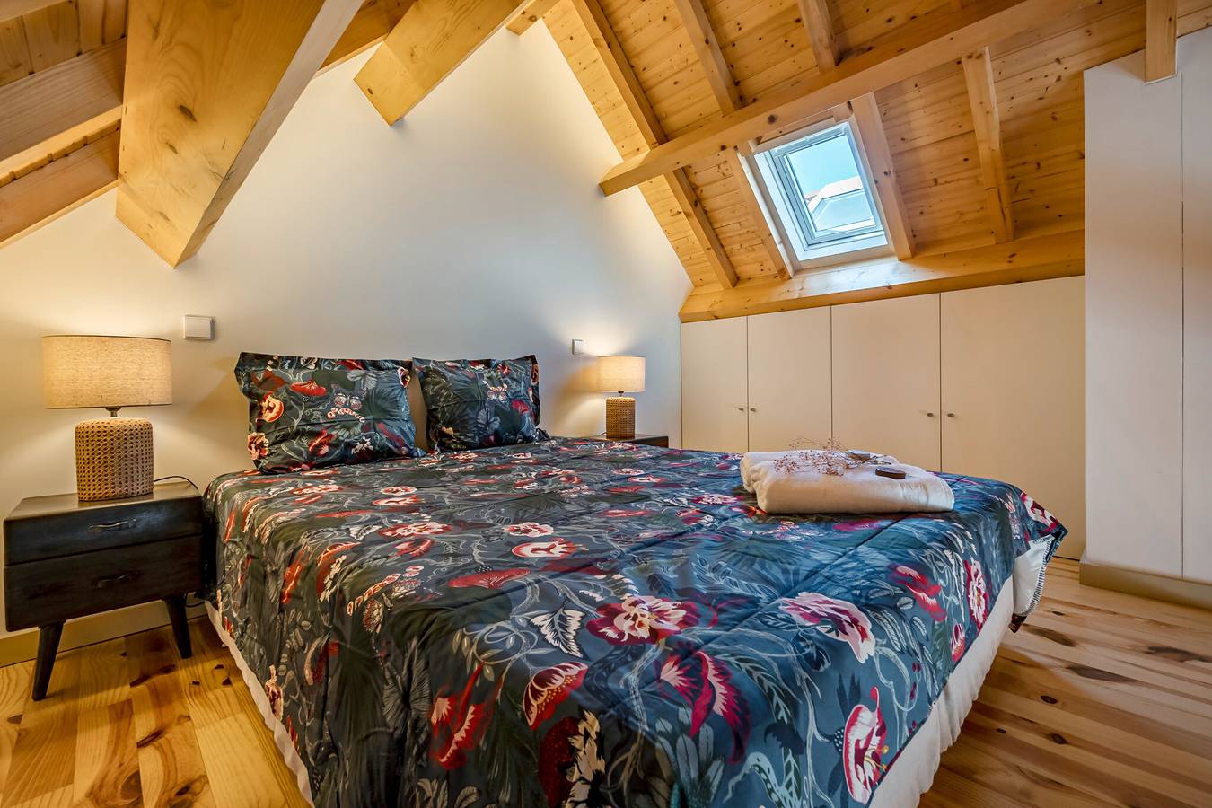 Monolocale intero, Orange apartments B - Porto: Eleganza e Comfort in Quartiere Storico in Cedofeita, Porto