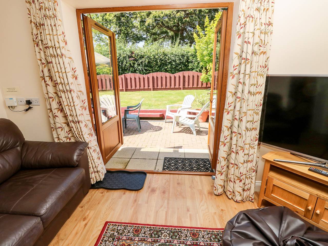 1 The Stables in Havenstreet and Ashey, Isle of Wight