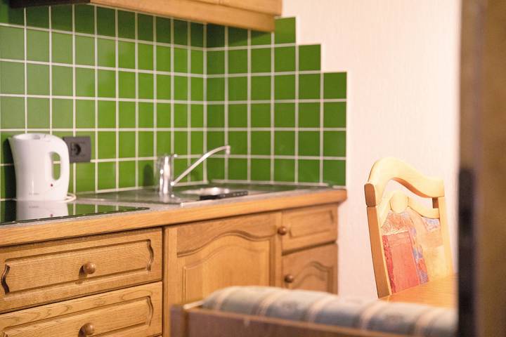 Entire studio, Holiday Apartment "Casa San Marco n 3" with Mountain View, Shared Garden & Wi-Fi in Livigno (Town), Livigno
