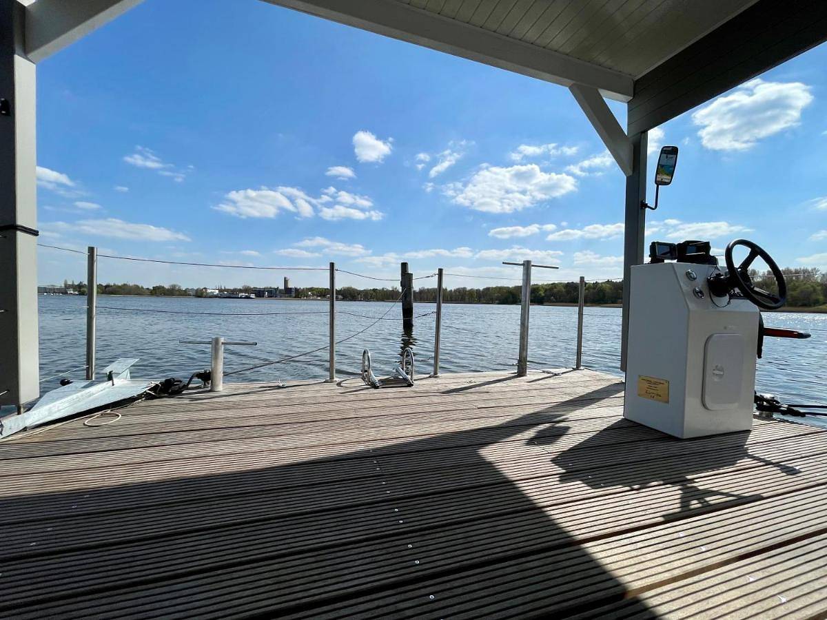 Hausboot Janne Lübeck Inclusive Kanu nach Verfügbarkeit Sup und Wlan 50 Mbit s Flat in Lübeck (Stadt), Lübeck