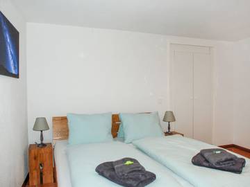 Vacation Rental for 4 Guests in Malvaglia, Lepontine Alps, Picture 2