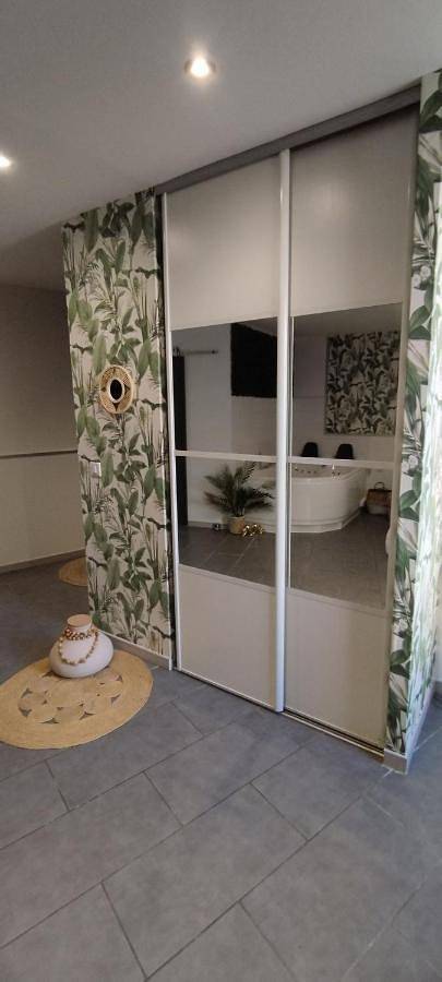 Gîte pour 2 personnes, avec jacuzzi à Gigean - 4