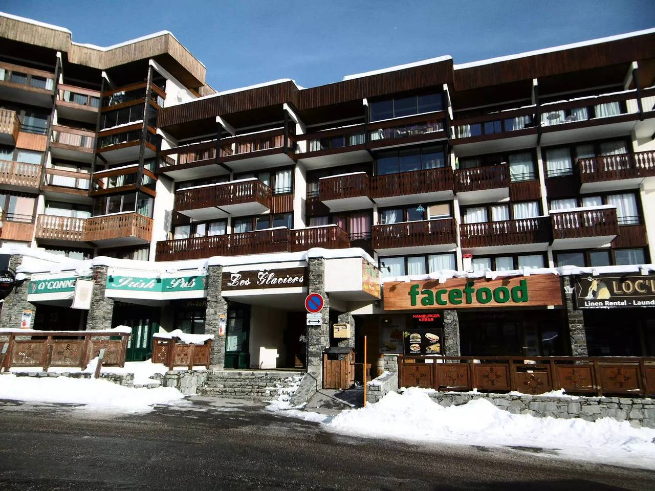Ganzes Studio, Val Thorens Lage: Studio für 4 Personen mit sonnigem Balkon, jung und lebhaft in Val Thorens, Les Trois Vallées