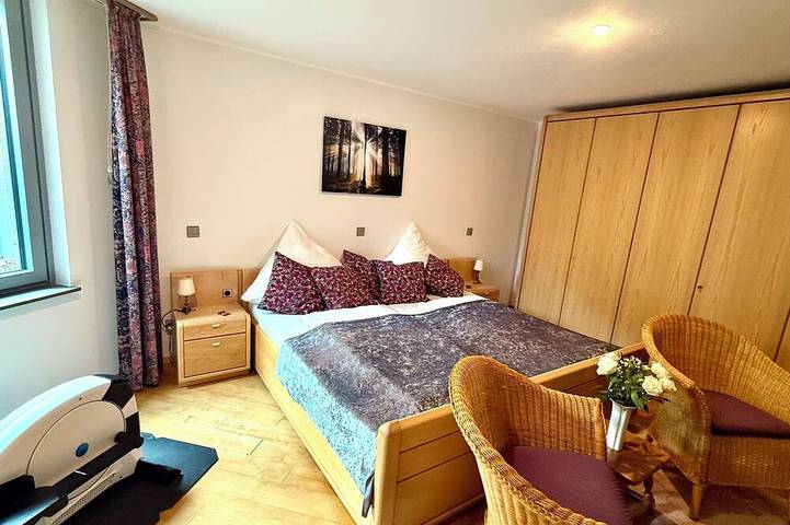 Ferienwohnung für 4 Personen, mit Terrasse in Leichlingen - 3