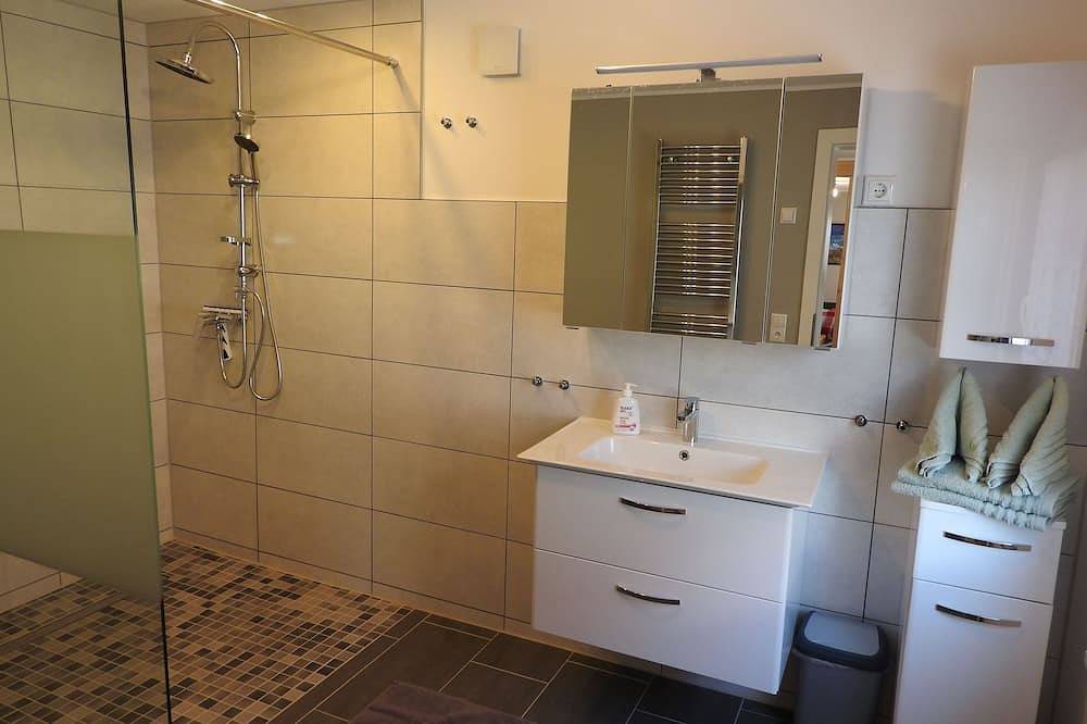 Ganze Wohnung, Ferienwohnung Adele - Ferienwohnung 1 in Wieck, Greifswald